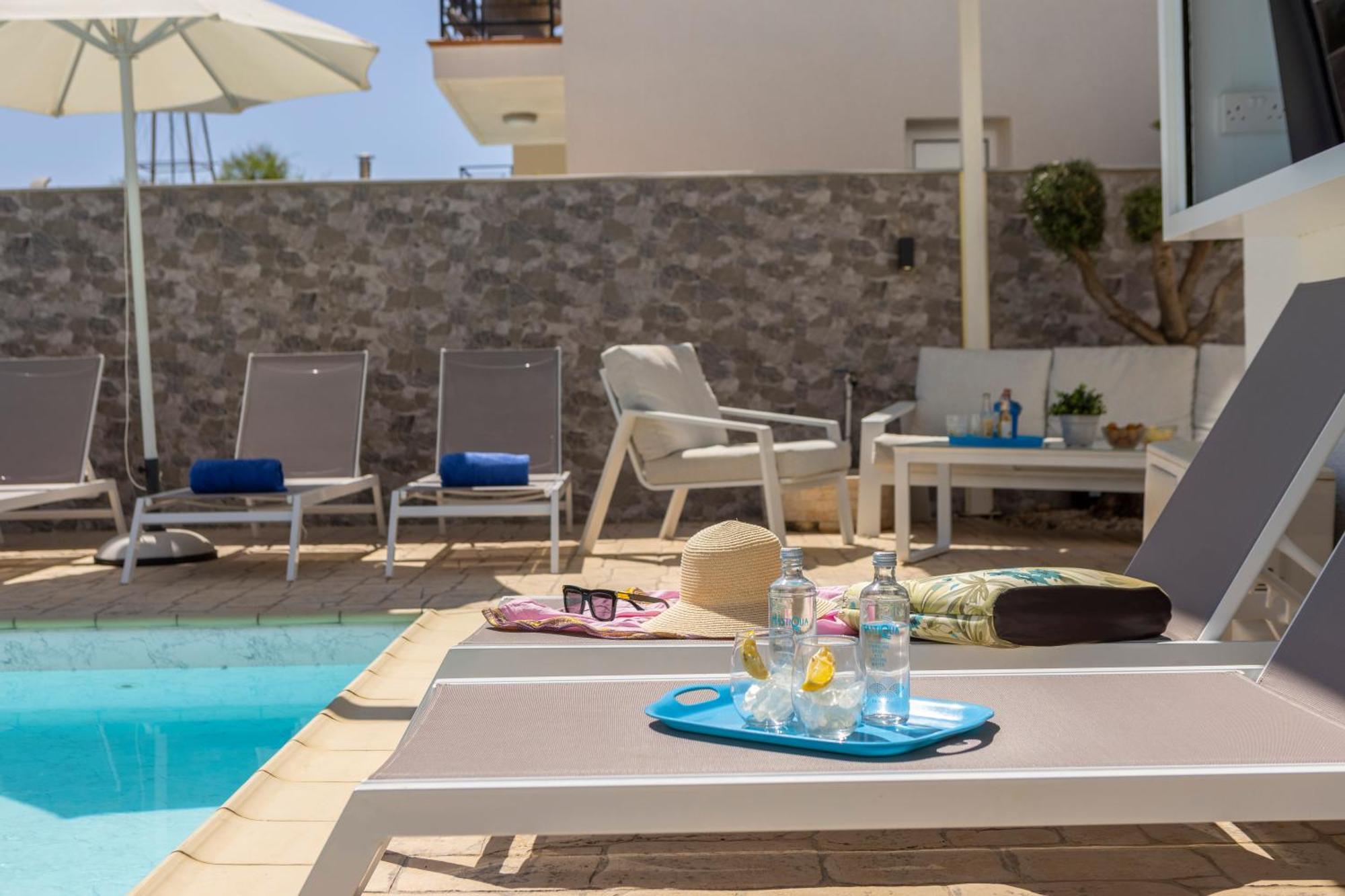 Accomoteleia Crystal Lagoon Villa Протарас Экстерьер фото