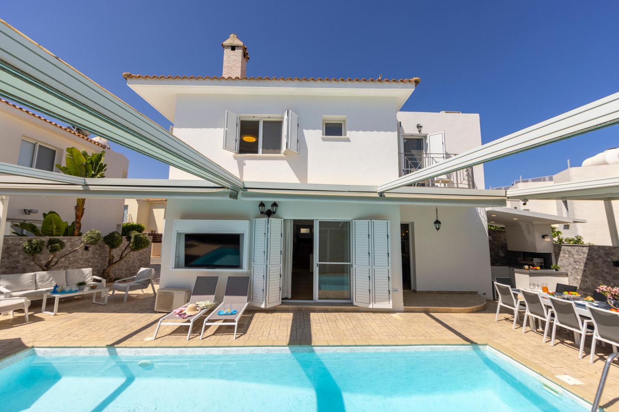 Accomoteleia Crystal Lagoon Villa Протарас Экстерьер фото