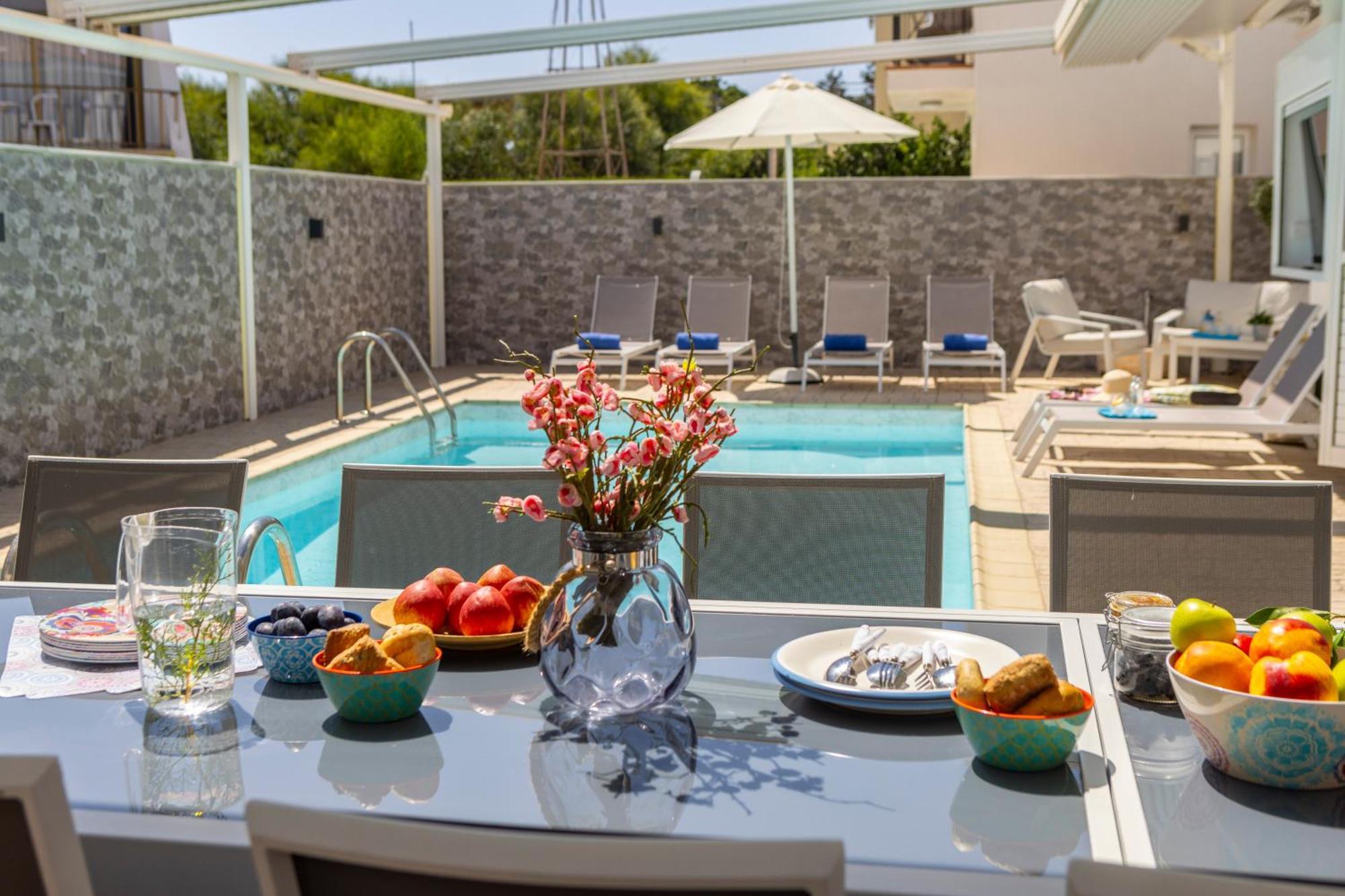 Accomoteleia Crystal Lagoon Villa Протарас Экстерьер фото